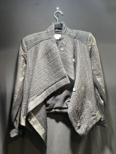 H1191 HELMUT LANG BLACK SHAWL
