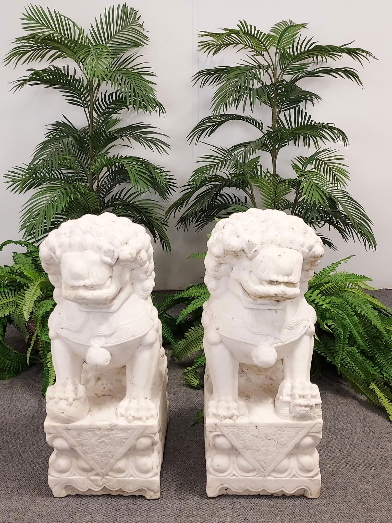 H1272 PR LG MARBLE GARDEN TEMPLE