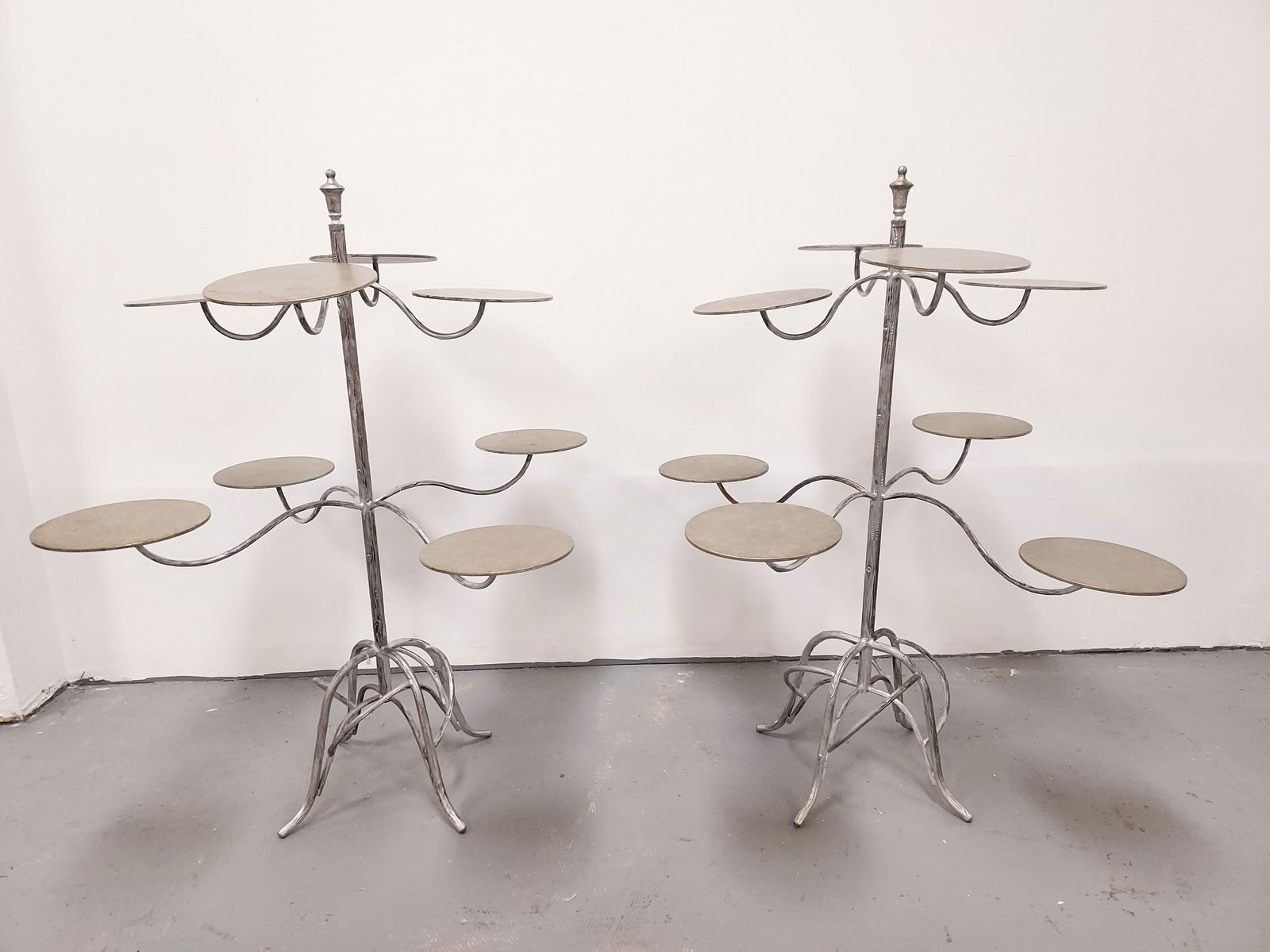 H1354 TWO 2-TIER DISPLAY OR SERVING