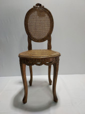 H139 PETITE CARVED WOOD LOUIS