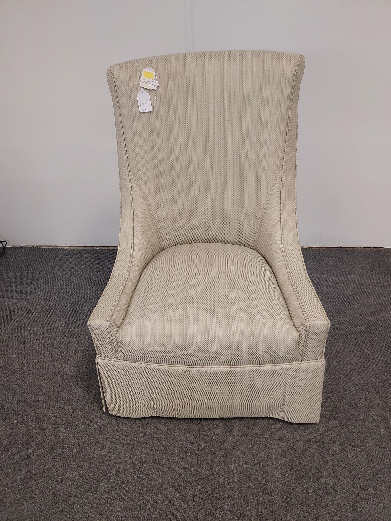 H1508 KRAVET FURNITURE SIDE