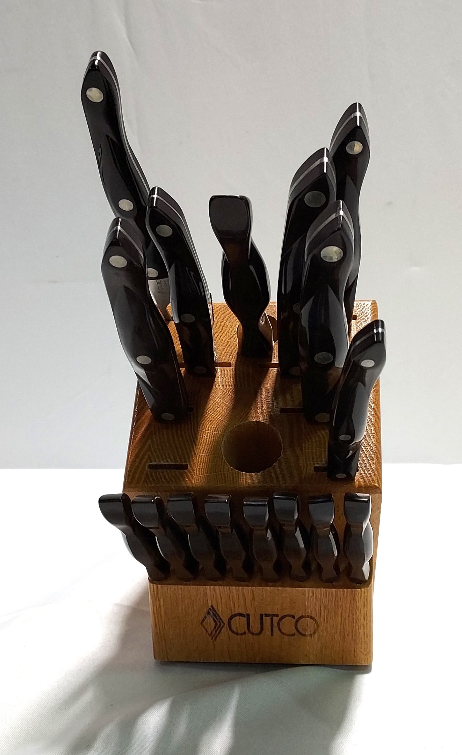 H1522 CUTCO KNIFE BLOCK 15 BLACK