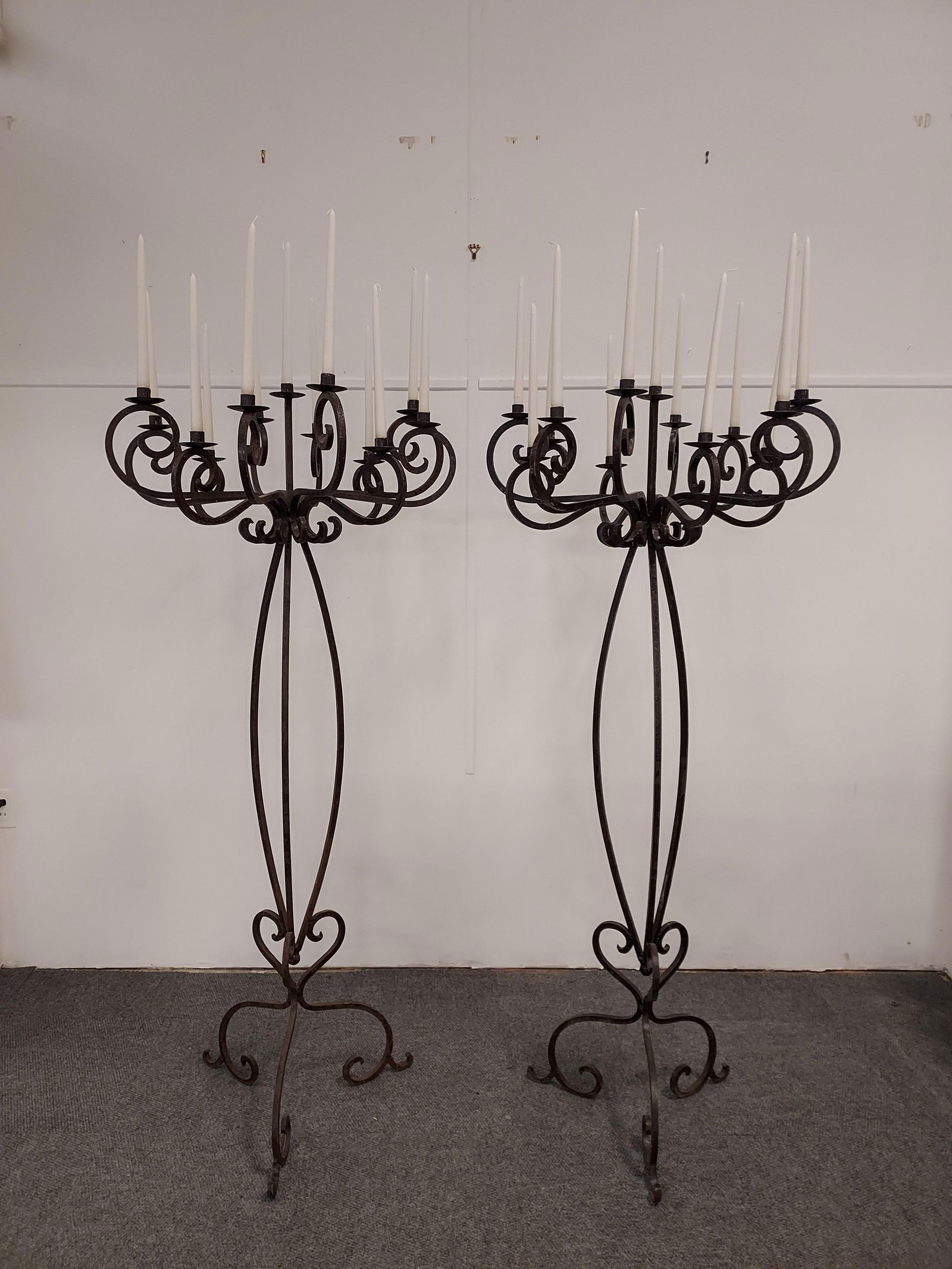 H178 PAIR OF WROUGHT IRON 12 ARM
