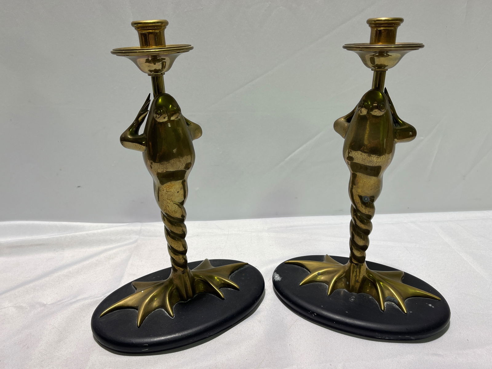 H2074 PAIR CHAPMAN 14" BRASS FROG