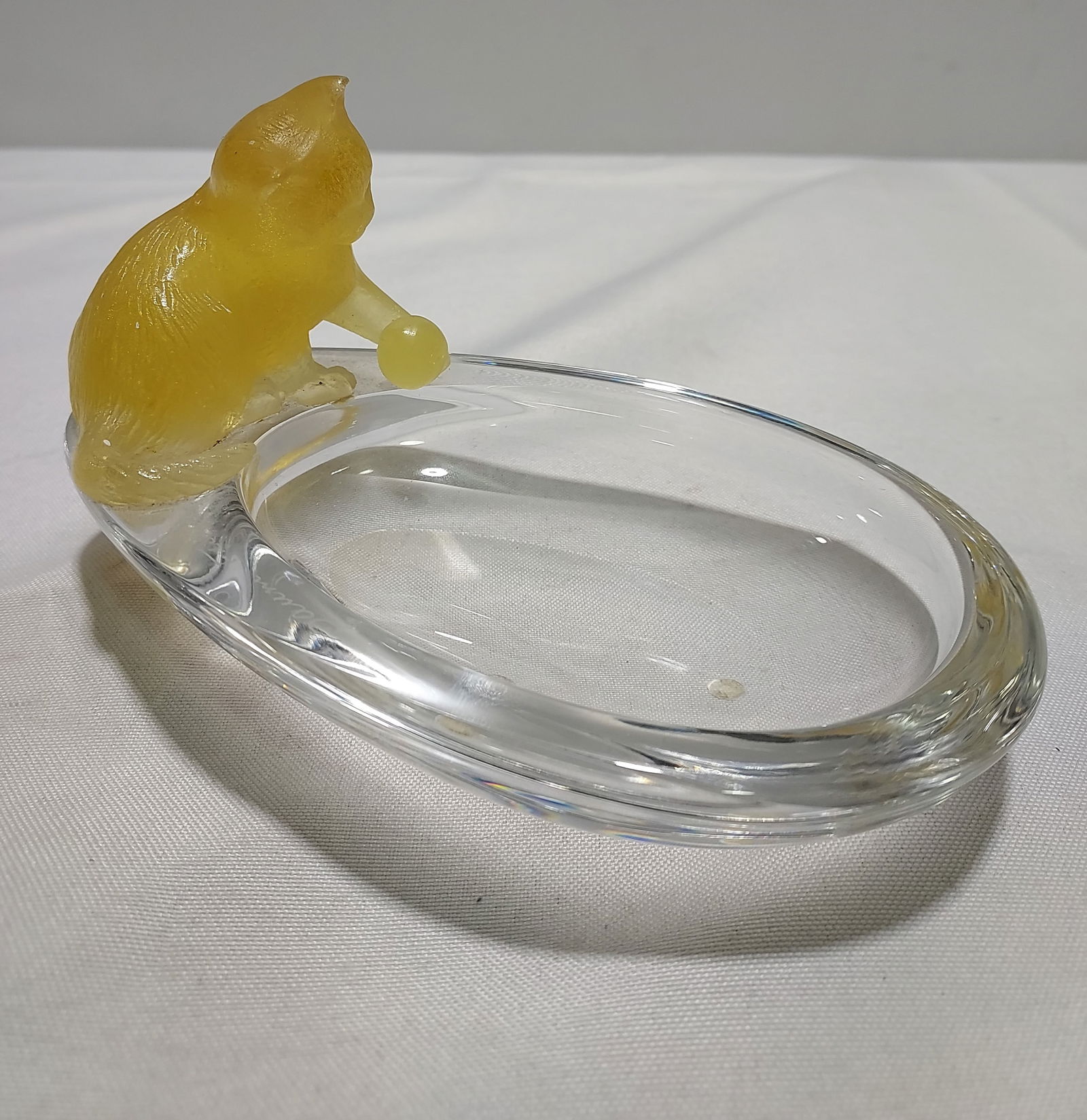 H279 DAUM GOLD PATE DE VERRE CAT ON
