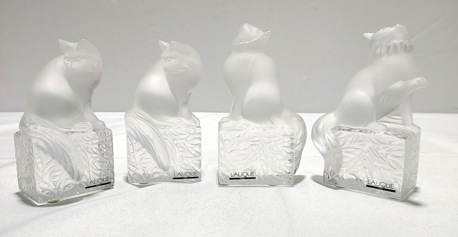 H286 4 LALIQUE CRYSTAL CAT