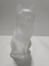 H289 LALIQUE CRYSTAL SITTING C