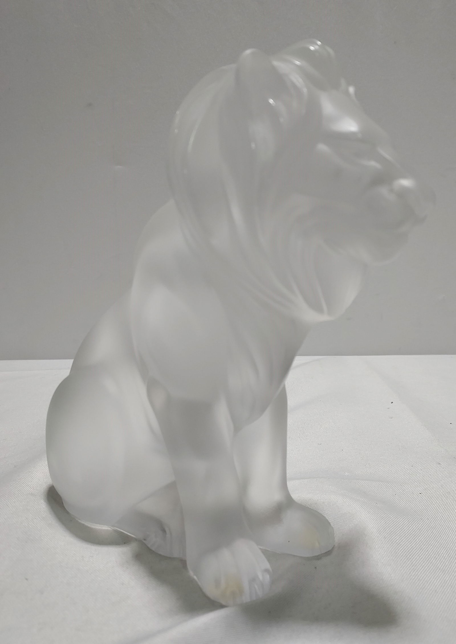 H295 LALIQUE CRYSTAL BAMARA