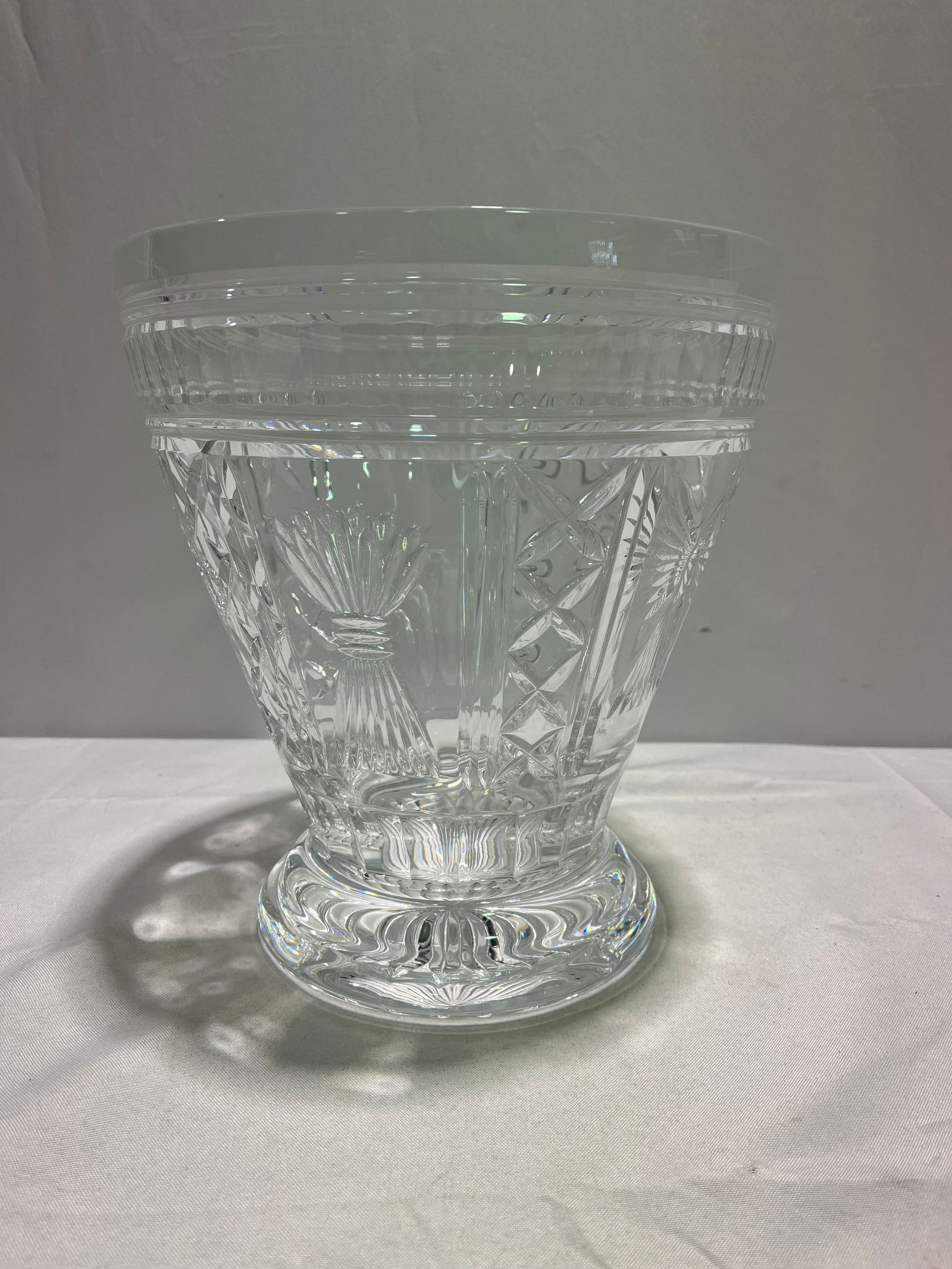 H302 WATERFORD CRYSTAL ICE BUCKET
