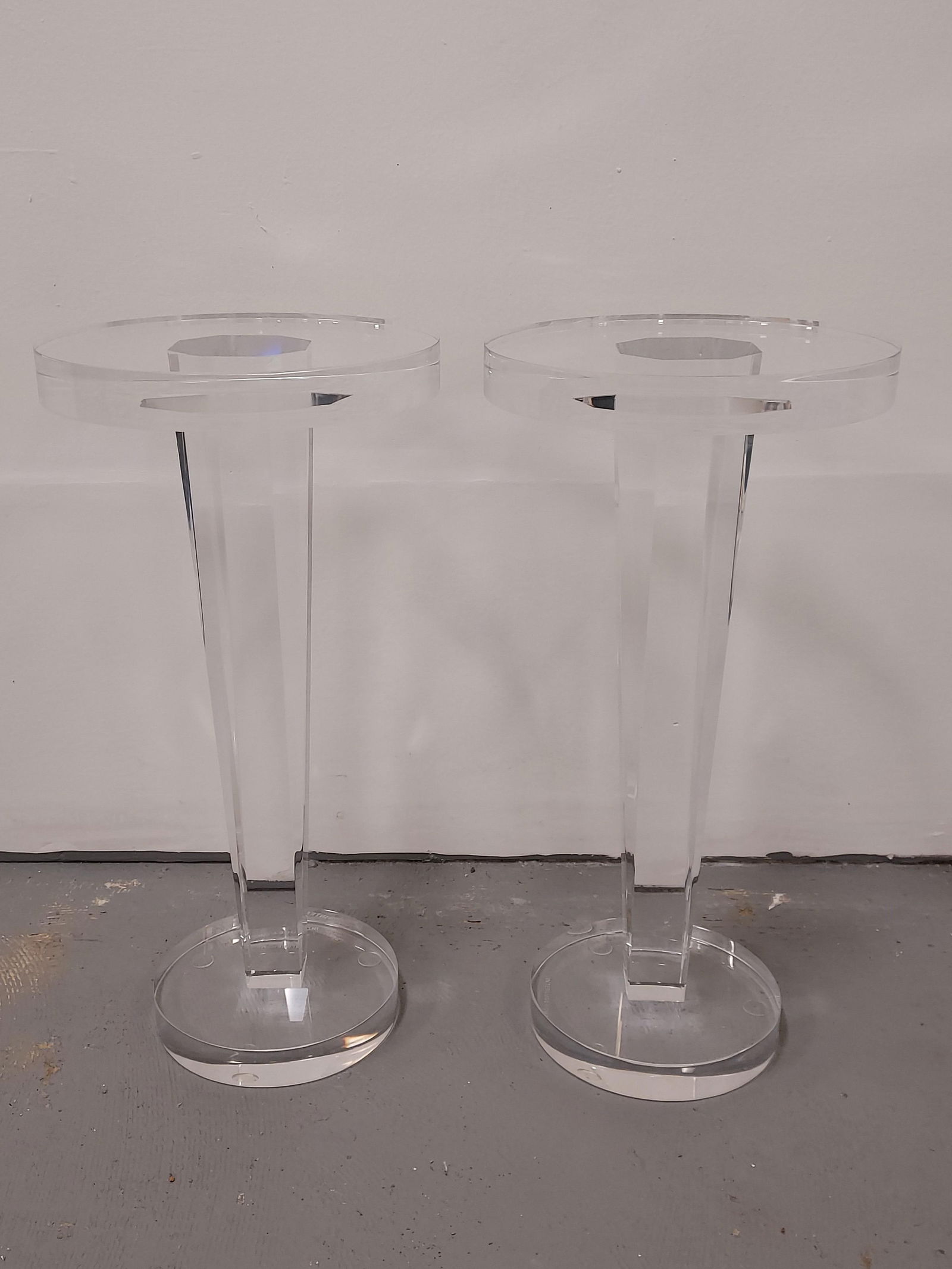 H318 PAIR INTERLUDE LIORA ACRYLIC