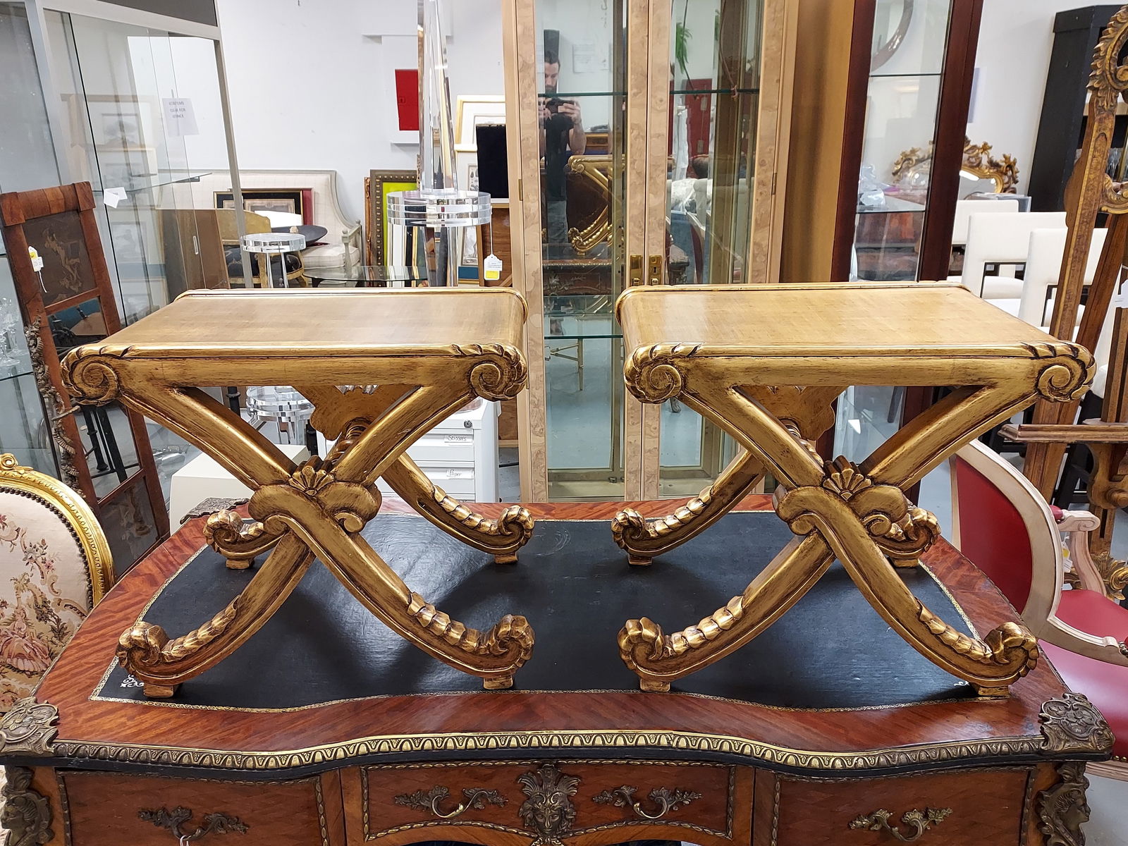H462 PR ITALIANATE GOLD PAINTED X