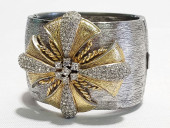 H544 CINER SILVER TONE CUFF BR