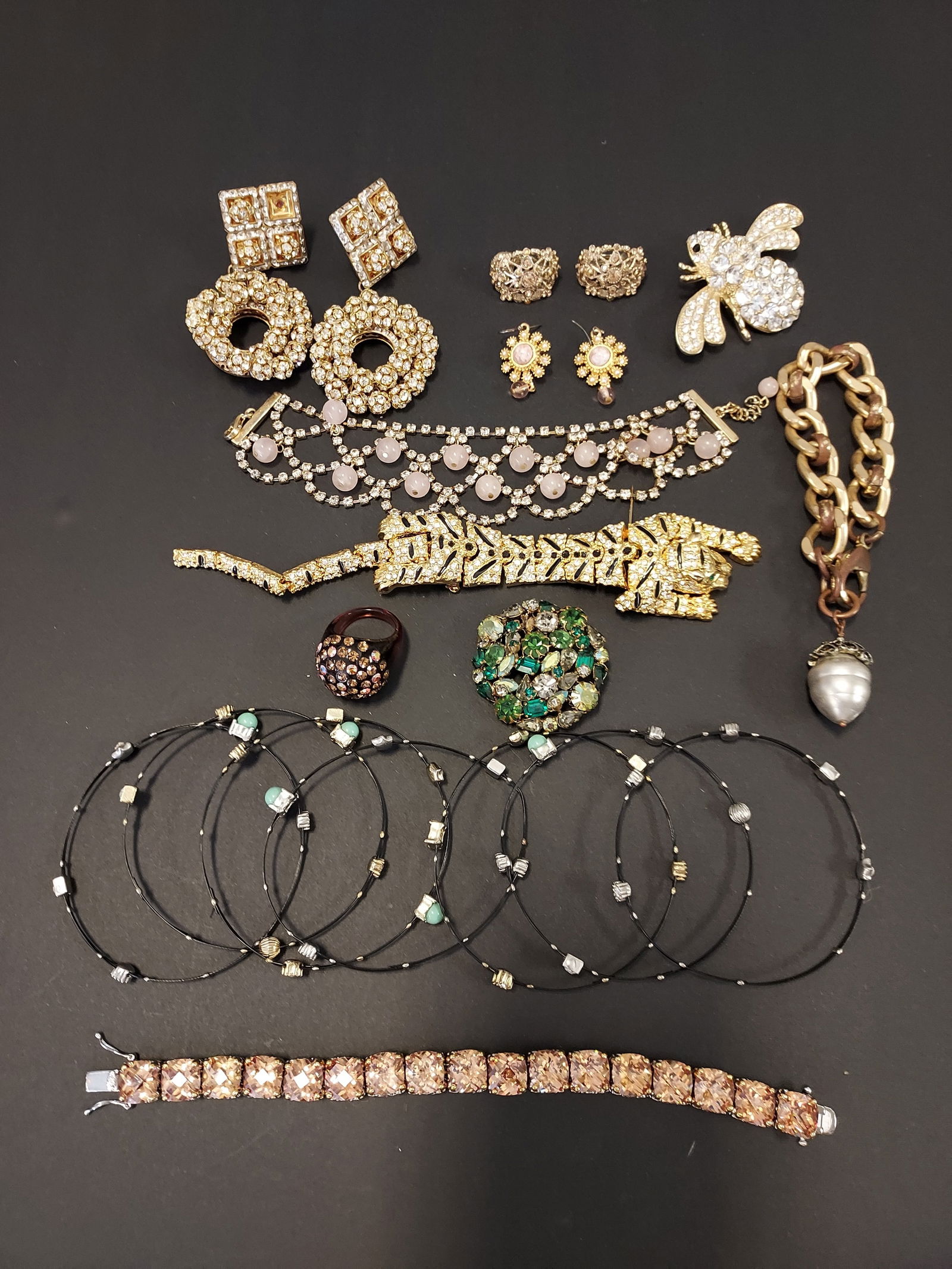 H621 LOT UNSIGNED COSTUME JEWELRY16