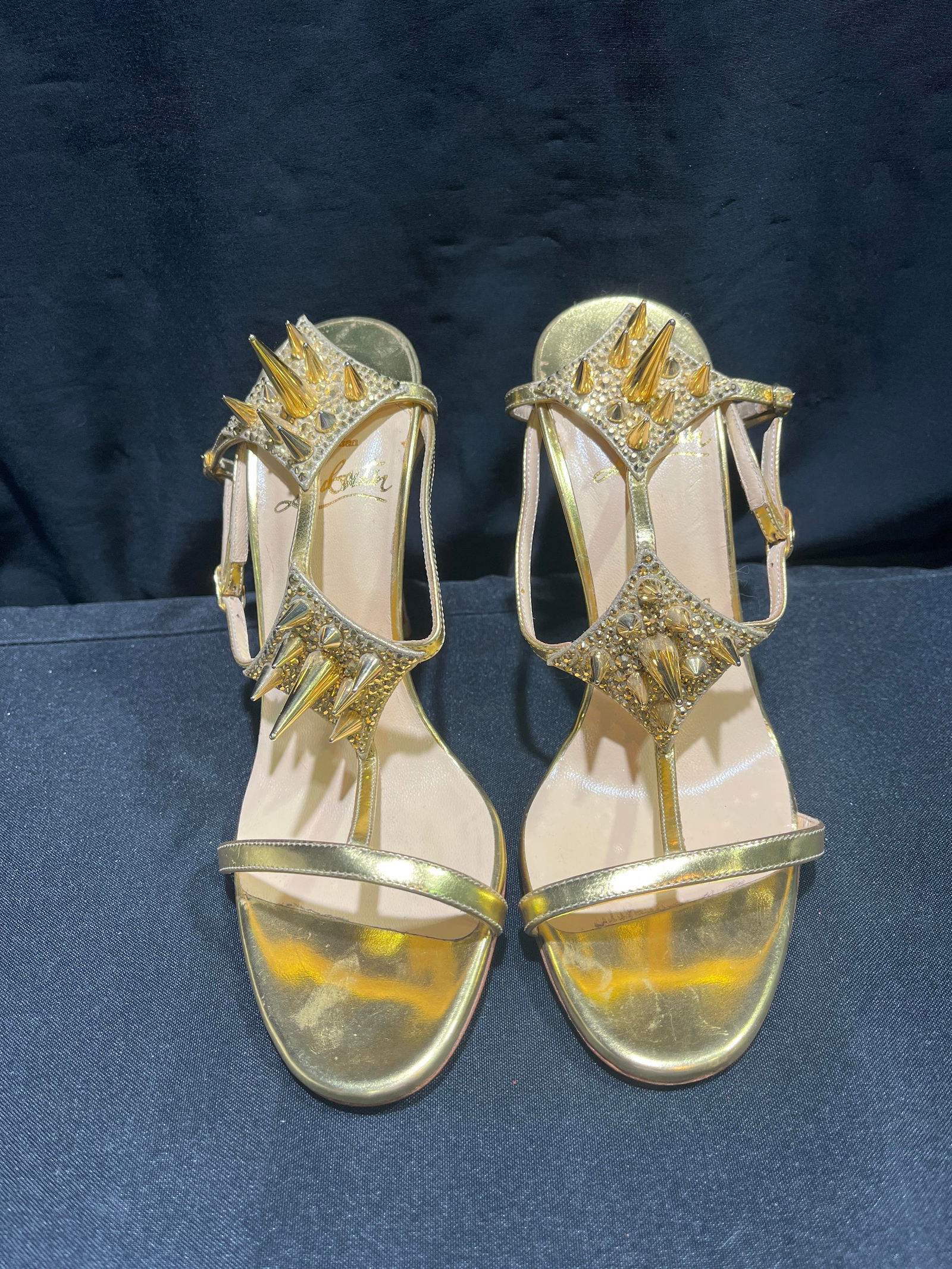 H724 CHRISTIAN LOUBOUTIN MAX 100