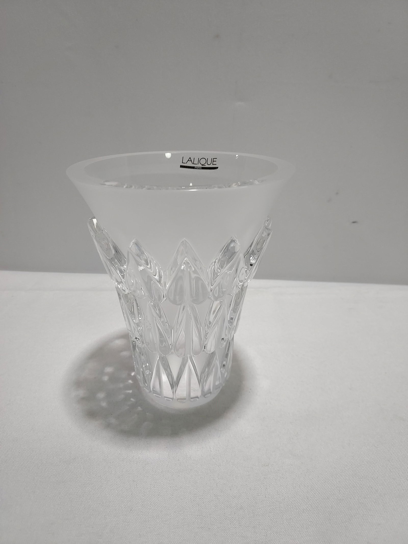 H915 LALIQUE FEUILLES
