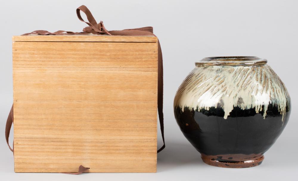 HAMADA SHOJI LARGE NUKA AND TENMOKU