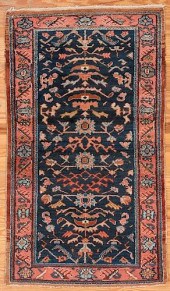 HAMADAN 2'8" X 4' PERSIAN RUGH
