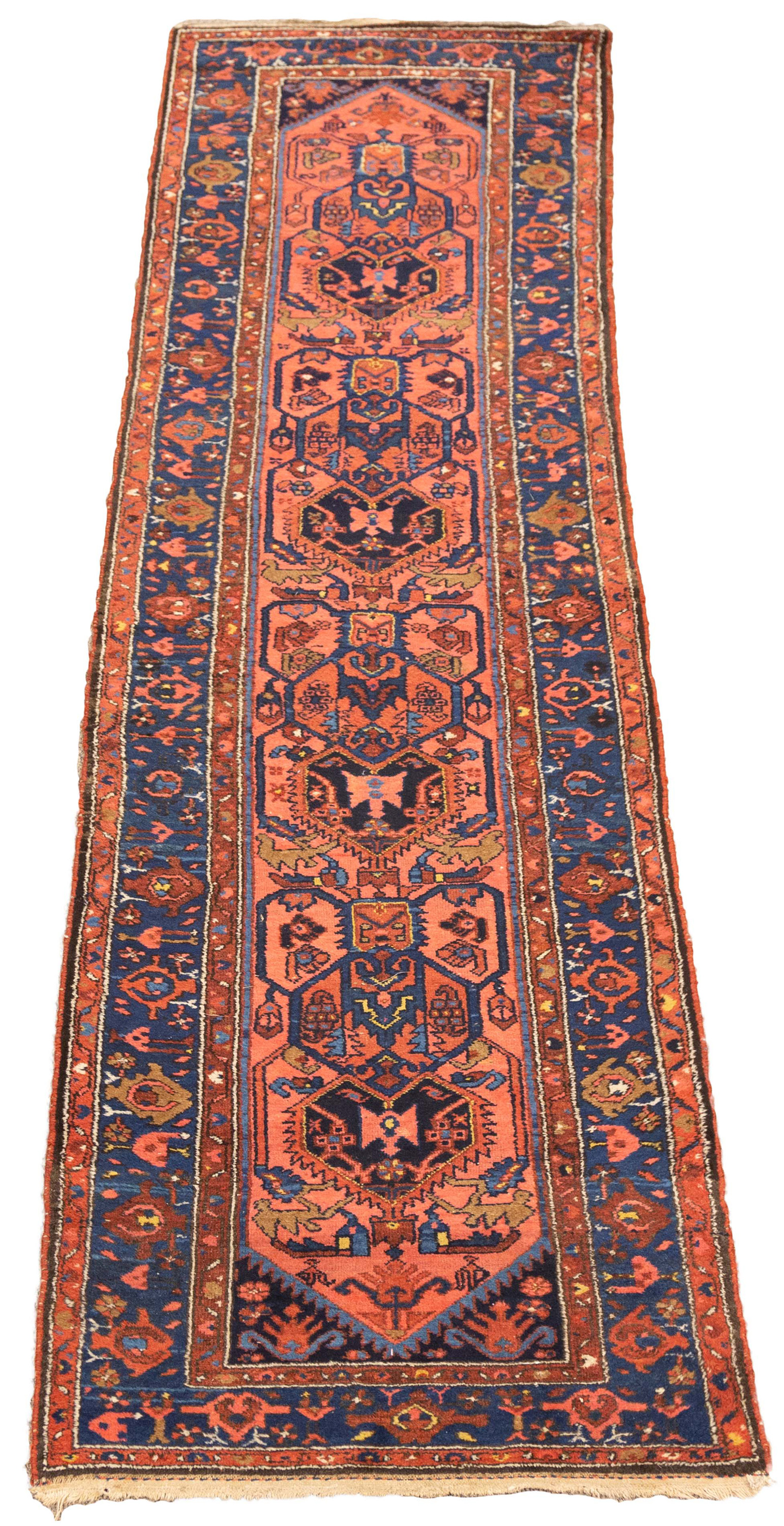 HAMADAN ORIENTAL RUNNER Early