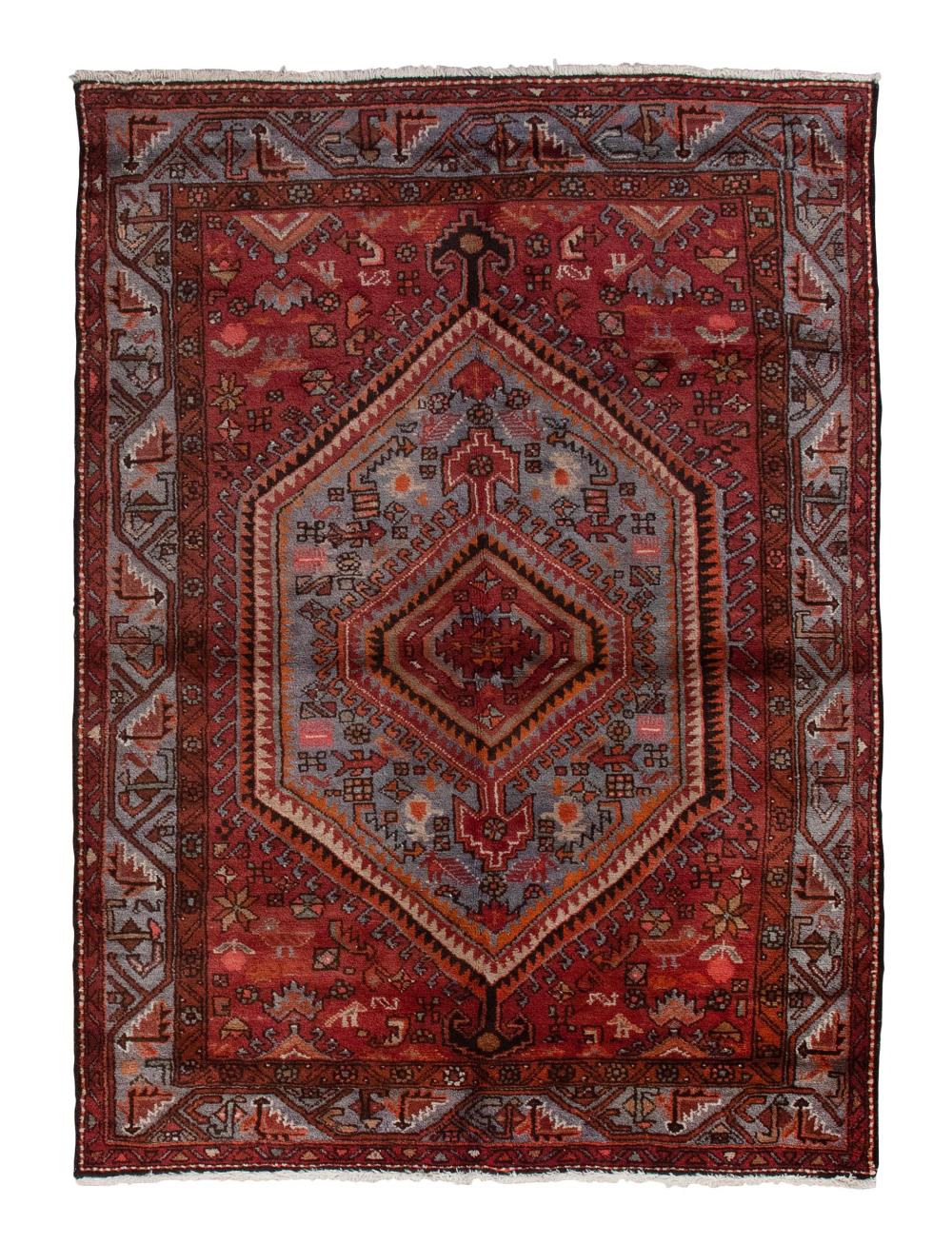 HAMADAN RUG: 4’7” X 6’5” EARLY 21ST
