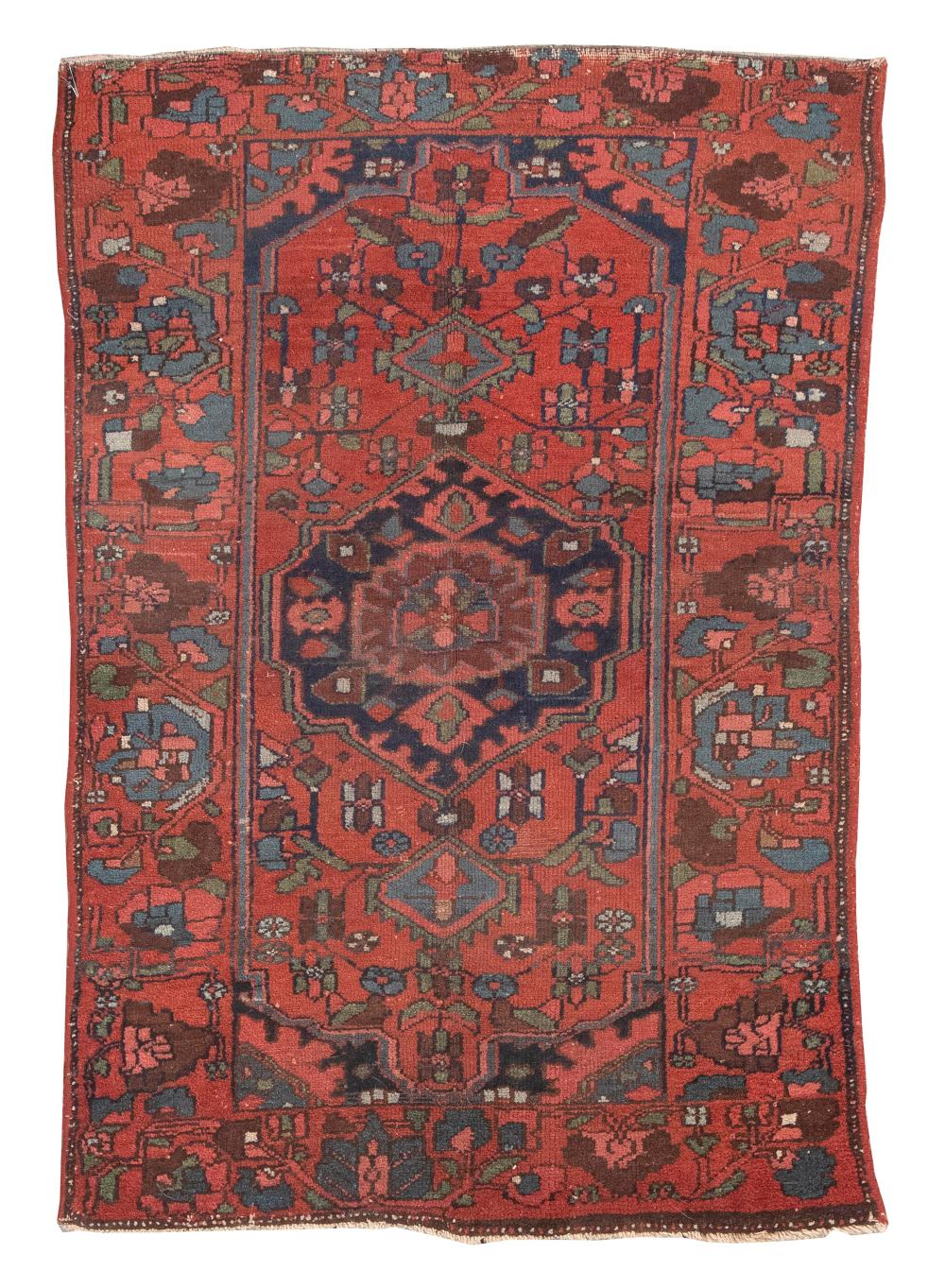 HAMADAN SCATTER RUG: 2’11” X 4’6”