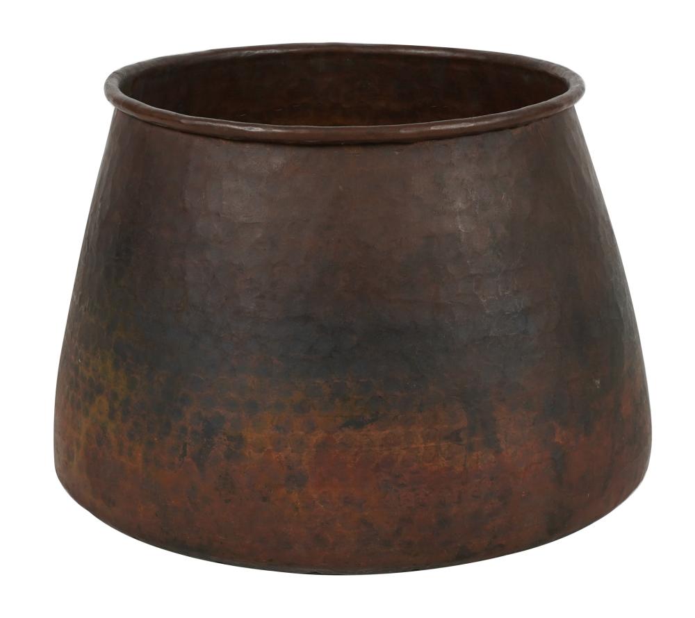 HAMMERED COPPER VESSELearly 20th
