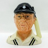 HAMPSHIRE CRICKETER D6739 - SM