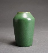 HAMPSHIRE POTTERY MATTE GREEN