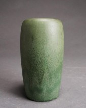 HAMPSHIRE POTTERY MATTE GREEN