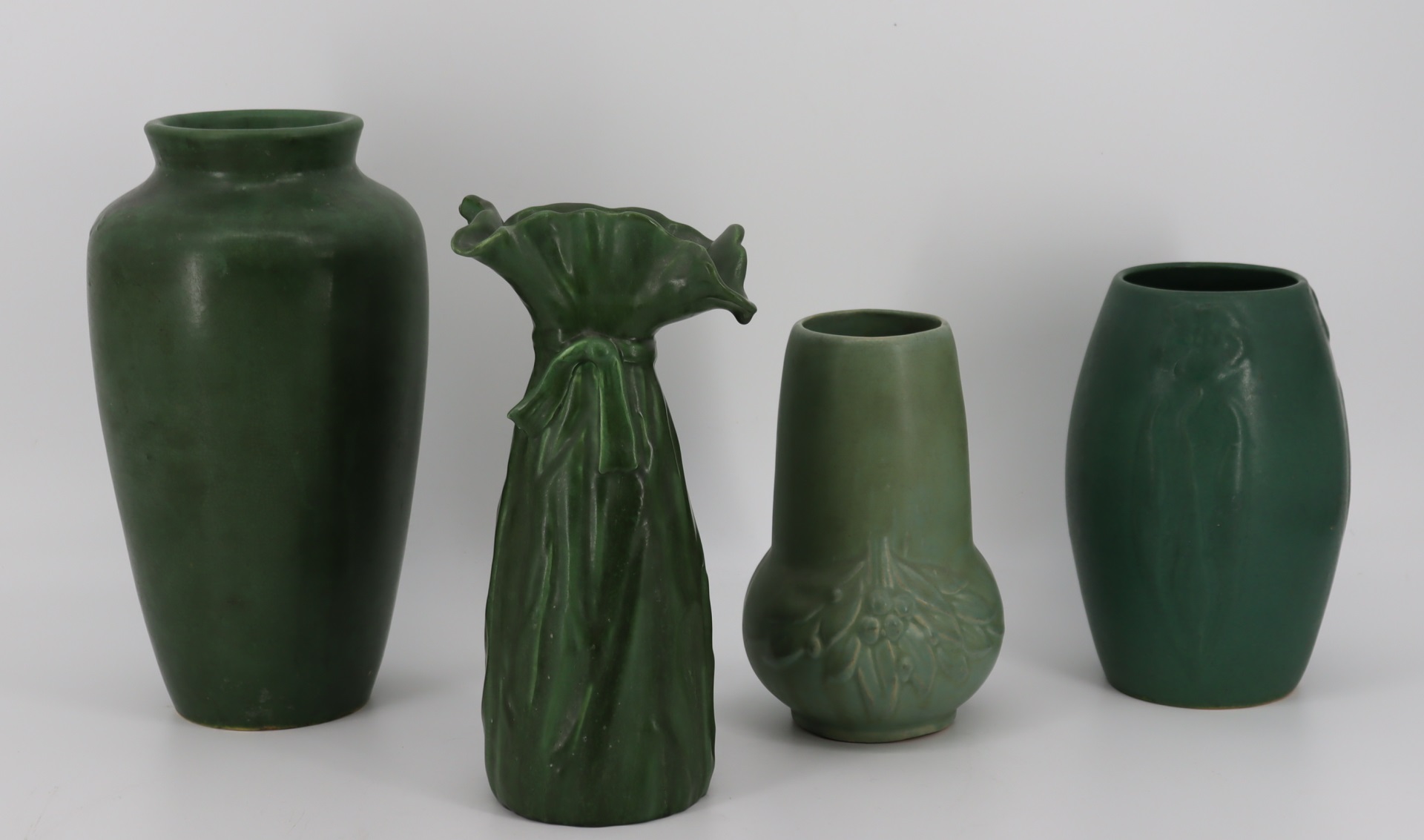 HAMPSHIRE POTTERY MATTE GREEN