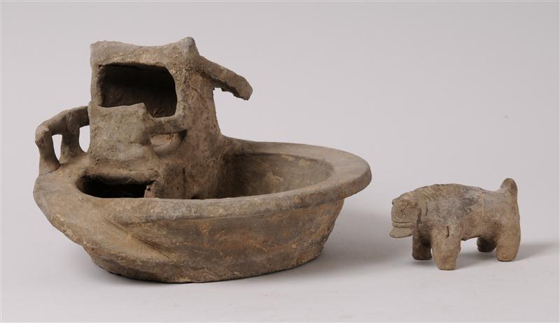 HAN STYLE POTTERY MODEL OF A FARM