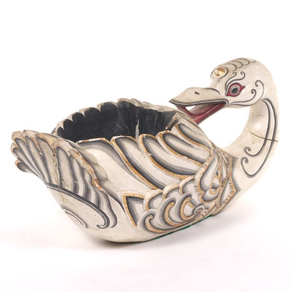 HAND CARVED AND PAINTED SWAN
