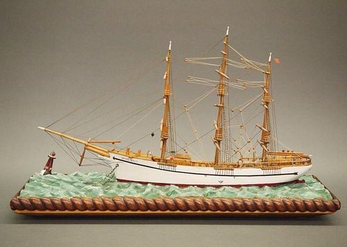 HAND-CRAFTED SHIP'S MODELA 20th