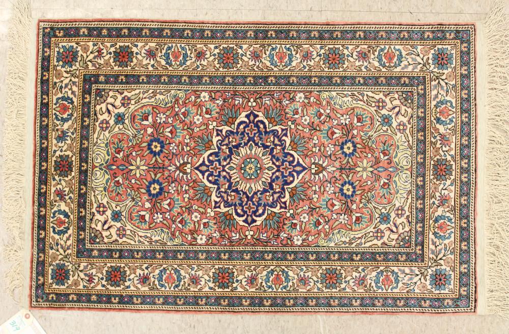 HAND KNOTTED KAYSERI SILK AREA