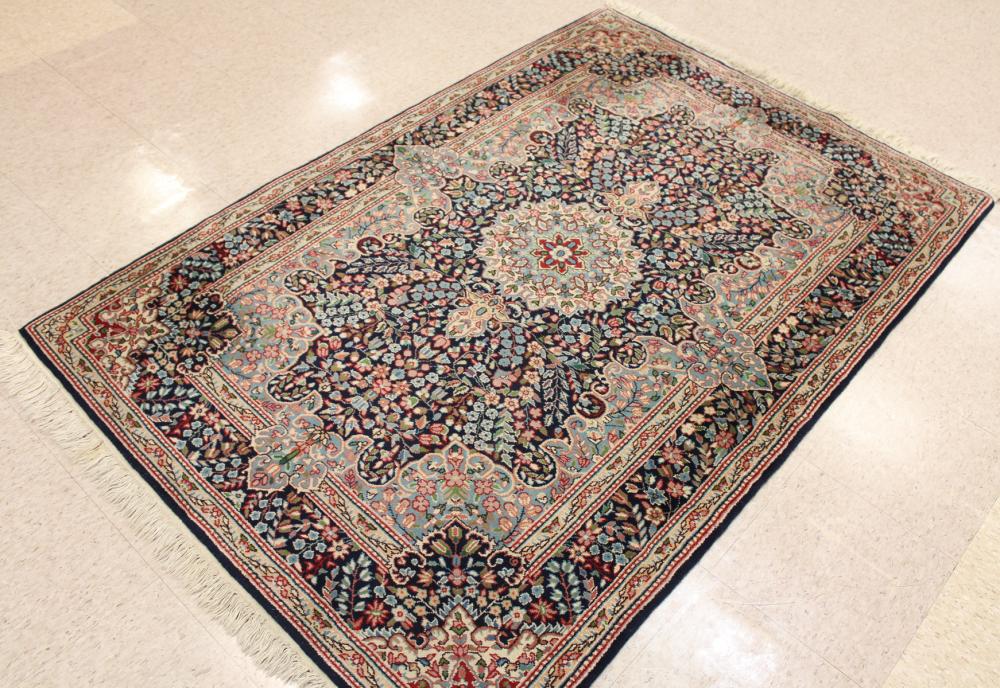 HAND KNOTTED ORIENTAL AREA RUG,