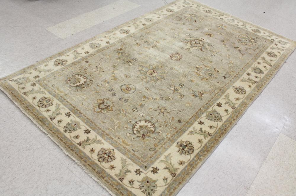 HAND KNOTTED ORIENTAL AREA RUG,