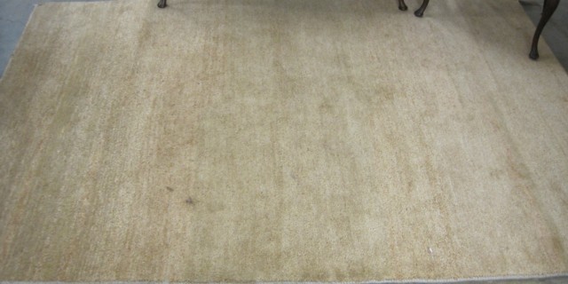 HAND KNOTTED ORIENTAL CARPET