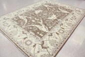 HAND KNOTTED ORIENTAL CARPET,