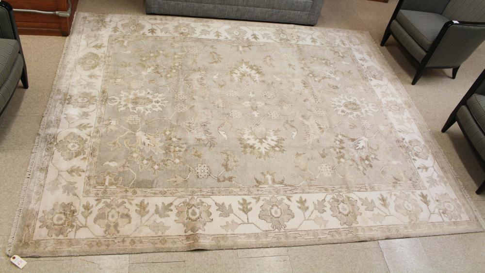 HAND KNOTTED ORIENTAL CARPETHAND