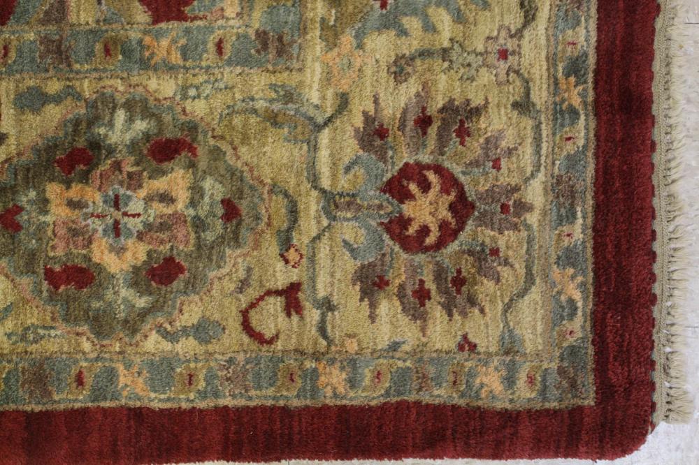HAND KNOTTED ORIENTAL CARPETHAND