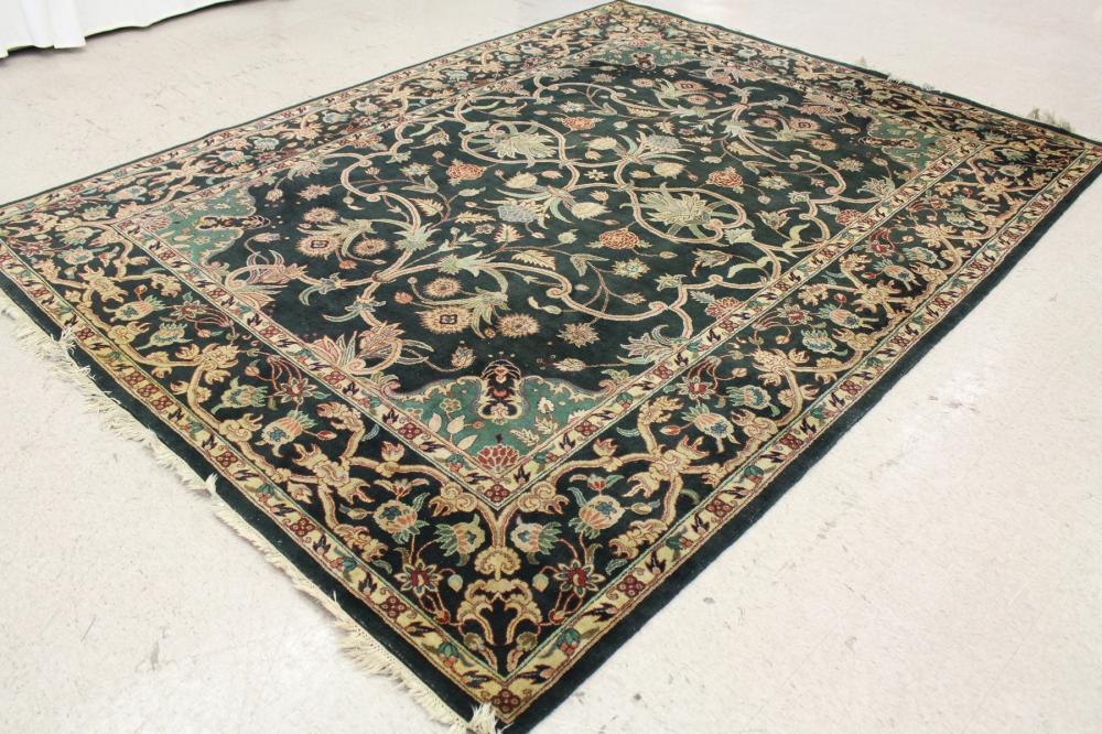 HAND KNOTTED ORIENTAL CARPETHAND