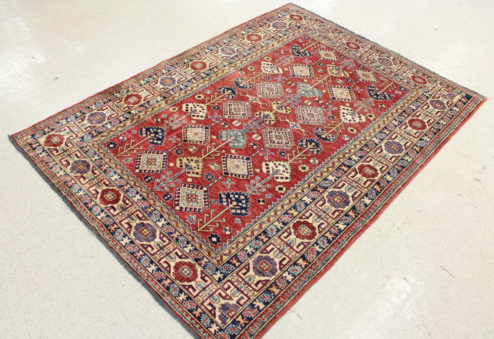 HAND KNOTTED ORIENTAL RUG,