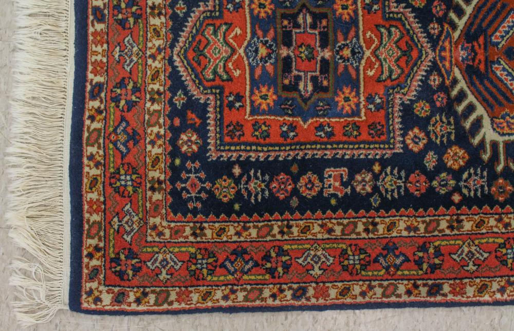 HAND KNOTTED ORIENTAL RUNNERHAND