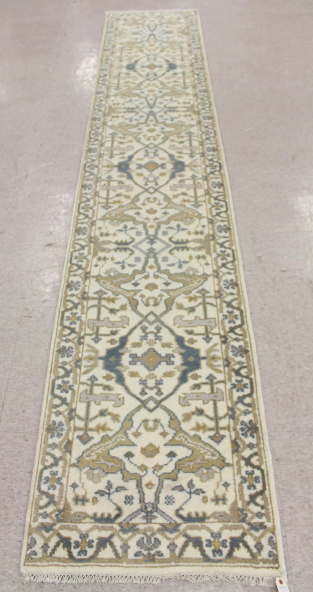 HAND KNOTTED ORIENTAL RUNNERHAND