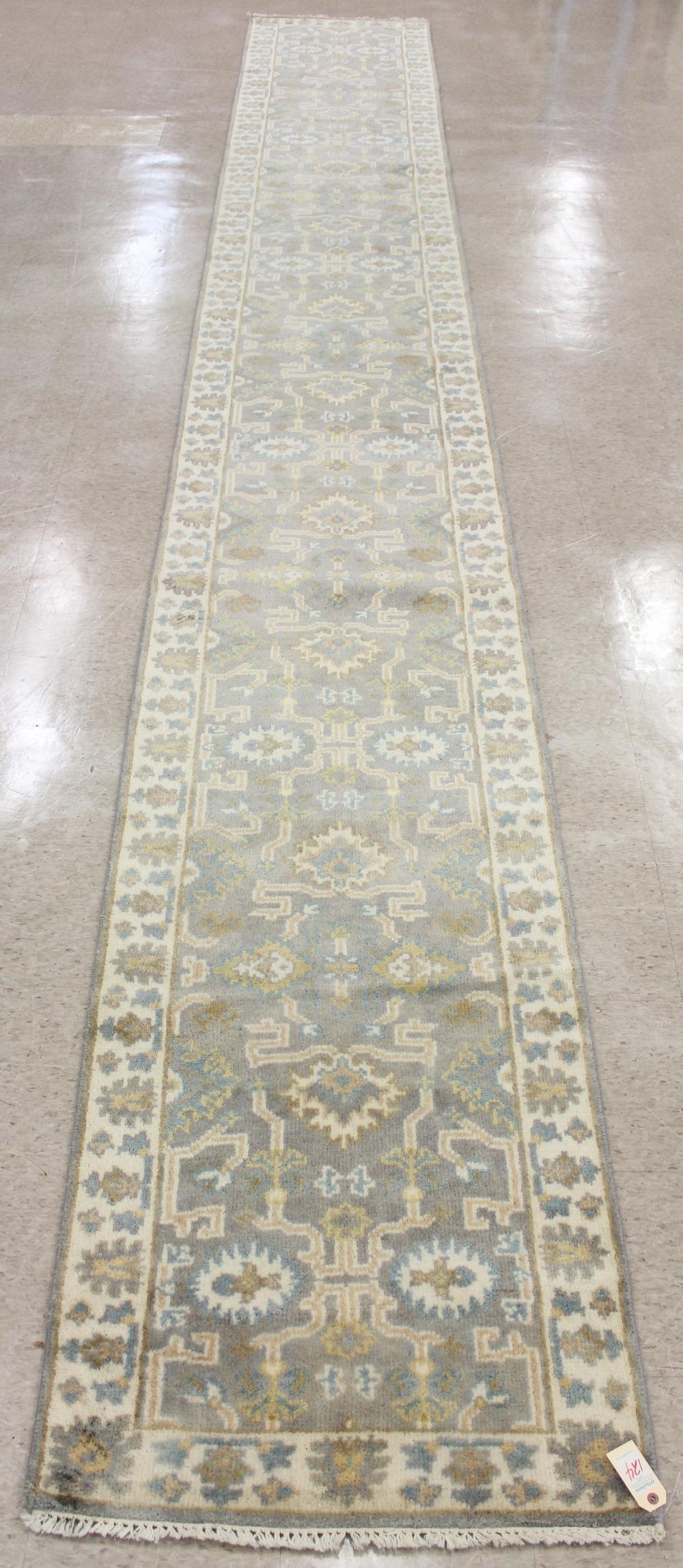 HAND KNOTTED ORIENTAL RUNNERHAND