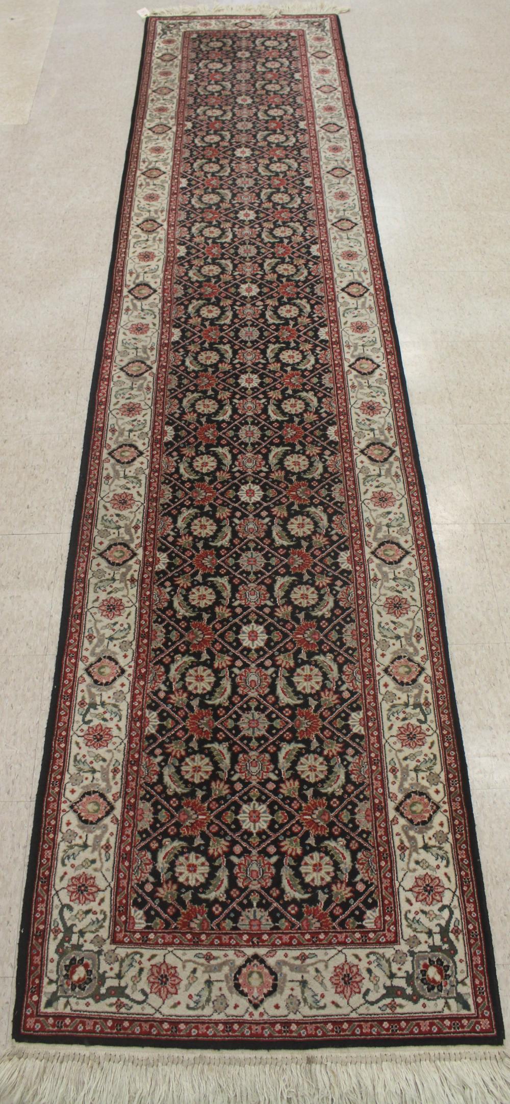 HAND KNOTTED ORIENTAL RUNNERHAND