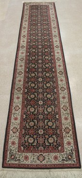 HAND KNOTTED ORIENTAL RUNNERHA