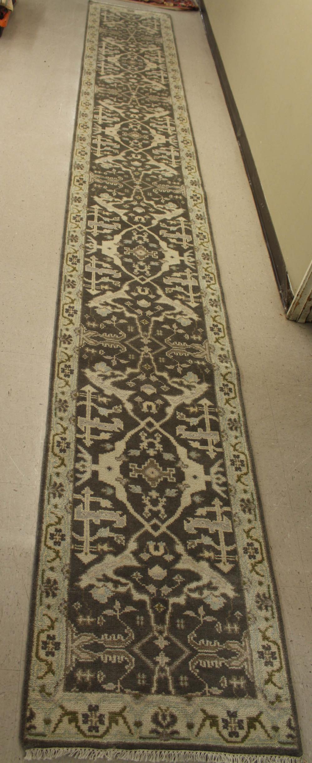 HAND KNOTTED ORIENTAL RUNNERHAND