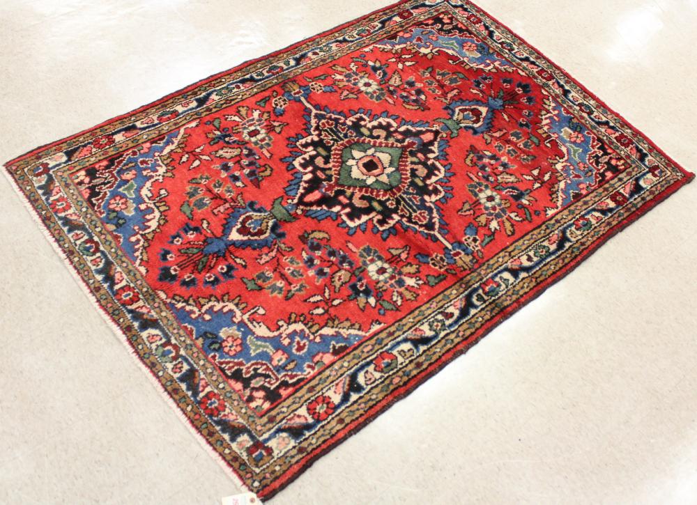 HAND KNOTTED PERSIAN AREA RUGHAND