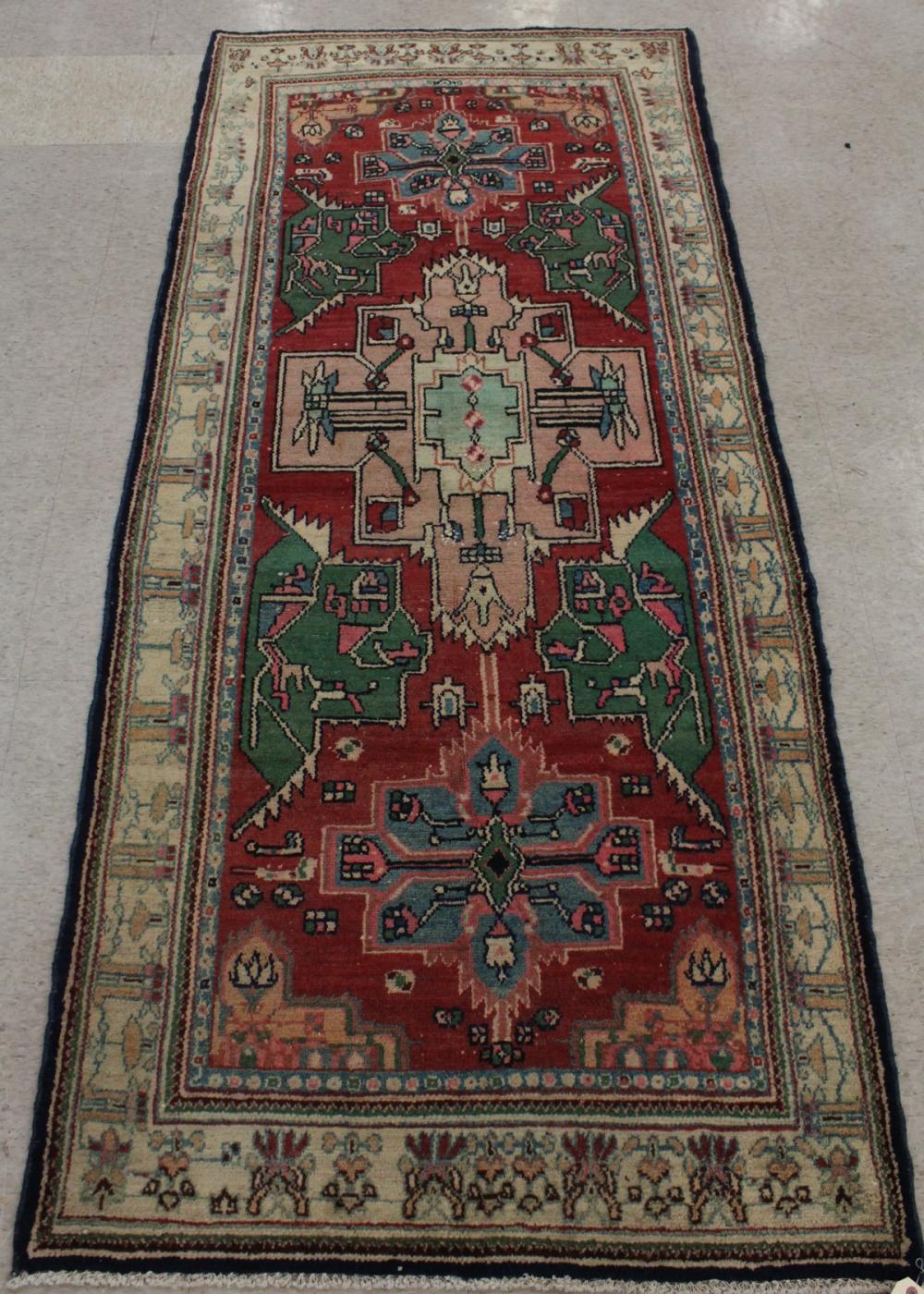 HAND KNOTTED PERSIAN AREA RUGHAND