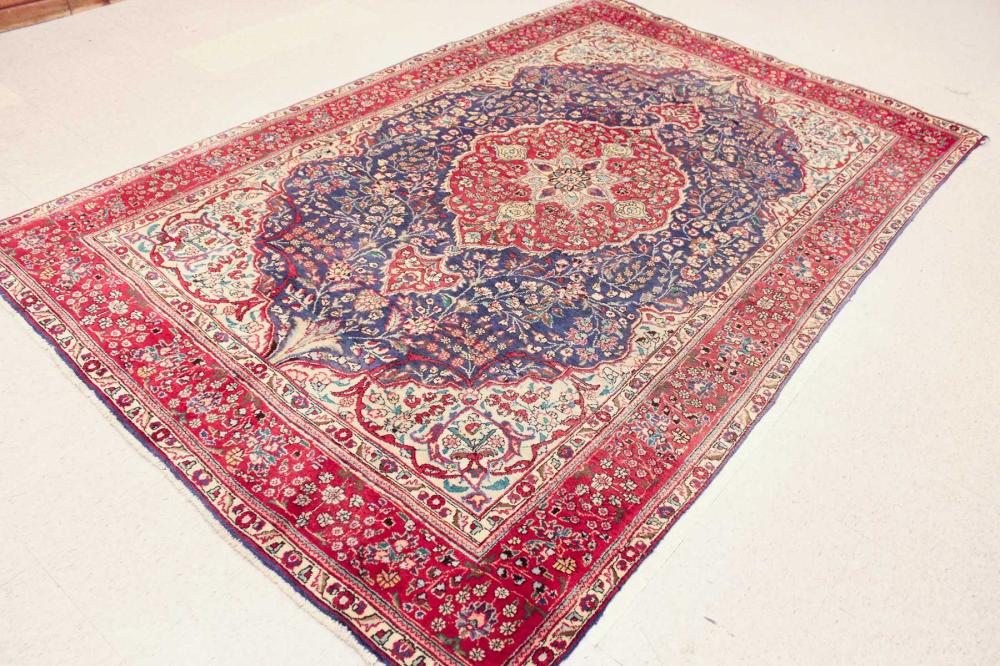 HAND KNOTTED PERSIAN CARPET, 6'6" X